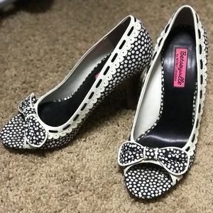 Betsey Johnson 2008 Polka Dot Bow Heels (lightly used, size 7)